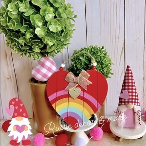 Valentine’s Day Pride Heart Sign & Gnome For Your Tier Trays